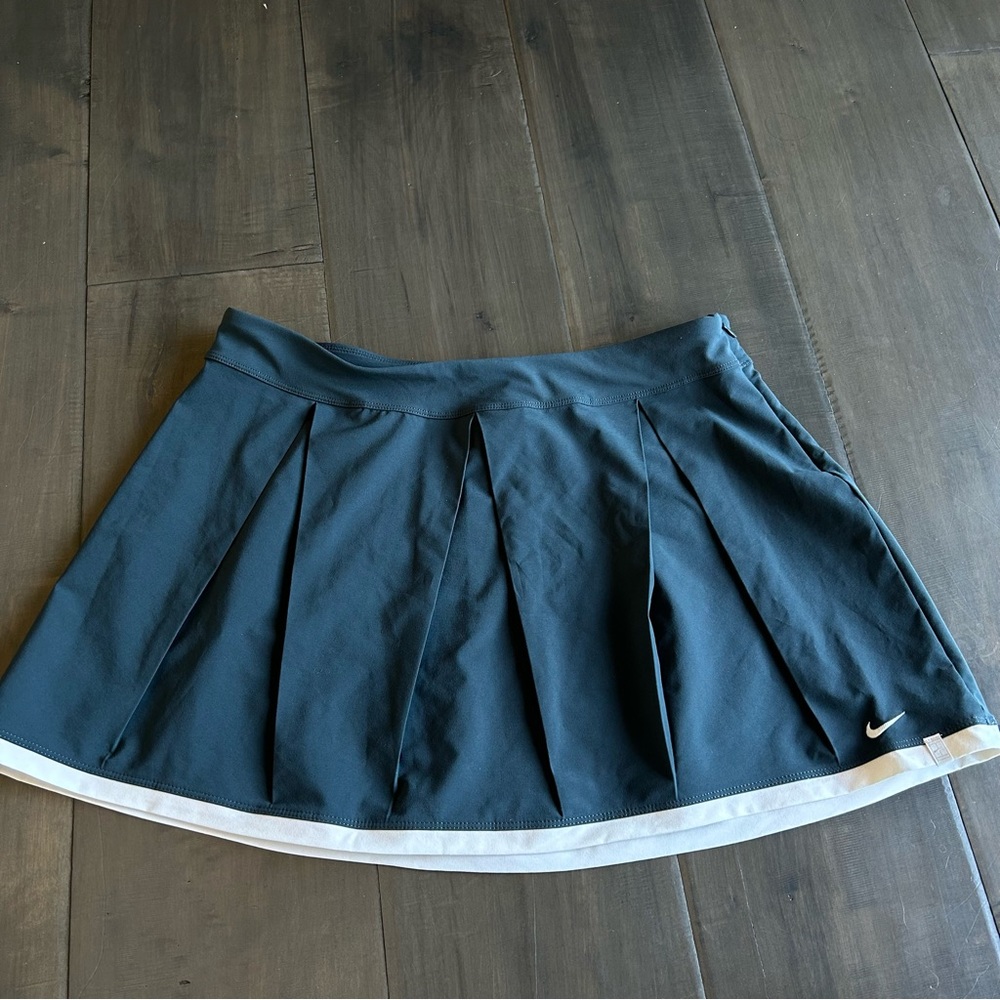 Nike Dri-Fit Tennis Skirt - Picture 1 of 4